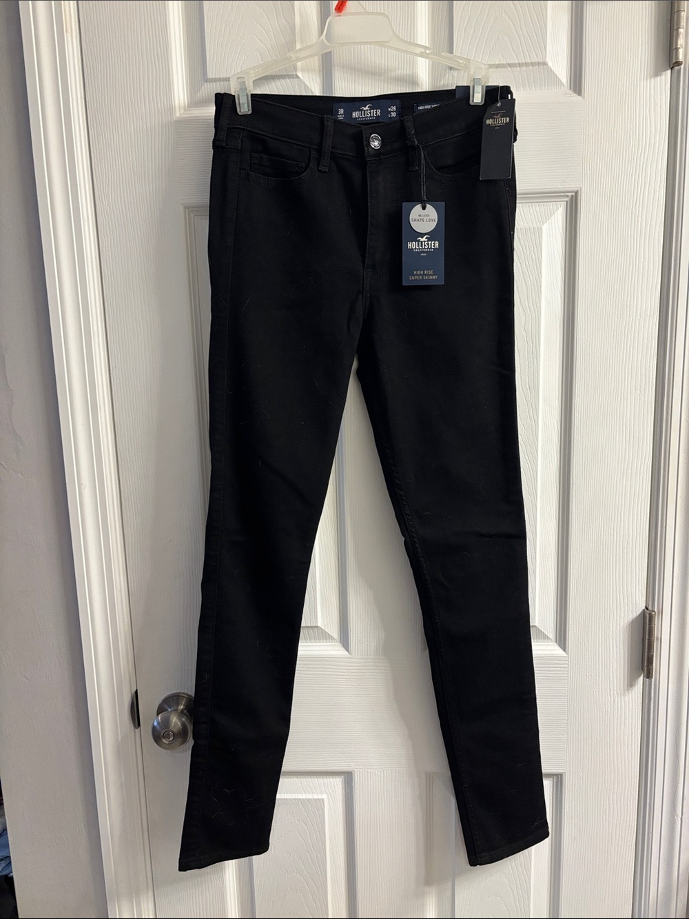 Hollister Women's Black Skinny Jeans with Flower Embroidery on Pocket